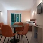Appartement Mitan *