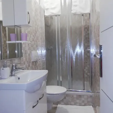 Apartment Mitan