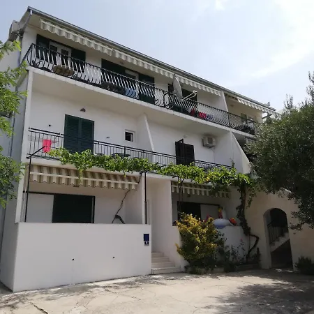 Apartment Mitan Tucepi