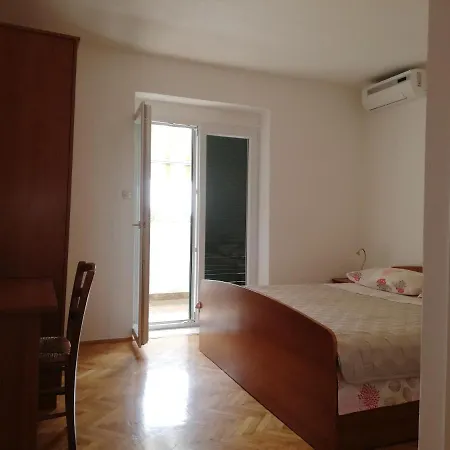 Apartment Mitan Tucepi