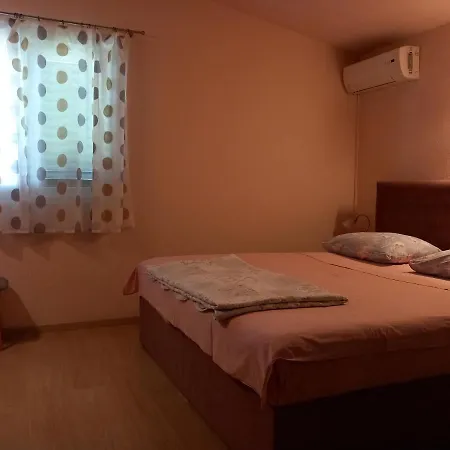 Mitan Apartment *