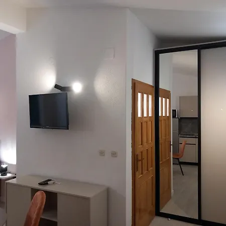 Apartment Mitan *