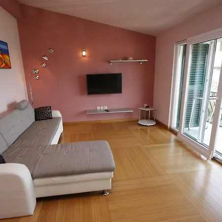 Apartment Mitan Tucepi