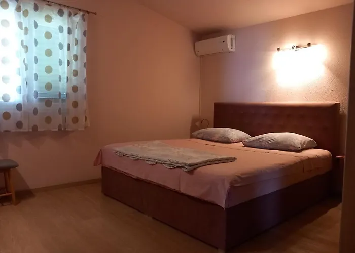 Apartment Mitan *