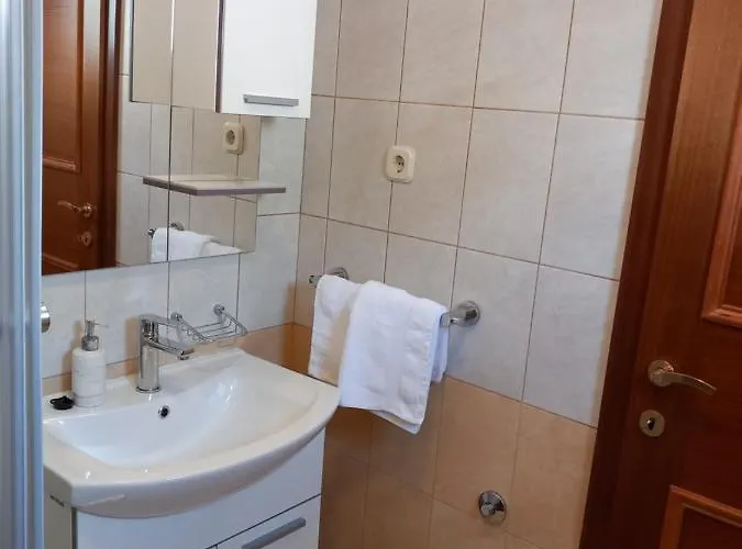 Mitan アパート